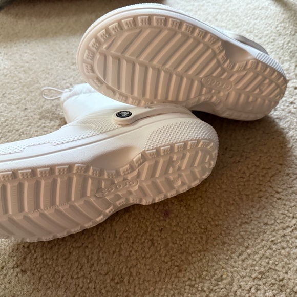 Brand New Crocs rain boots w9 - Picture 2 of 2